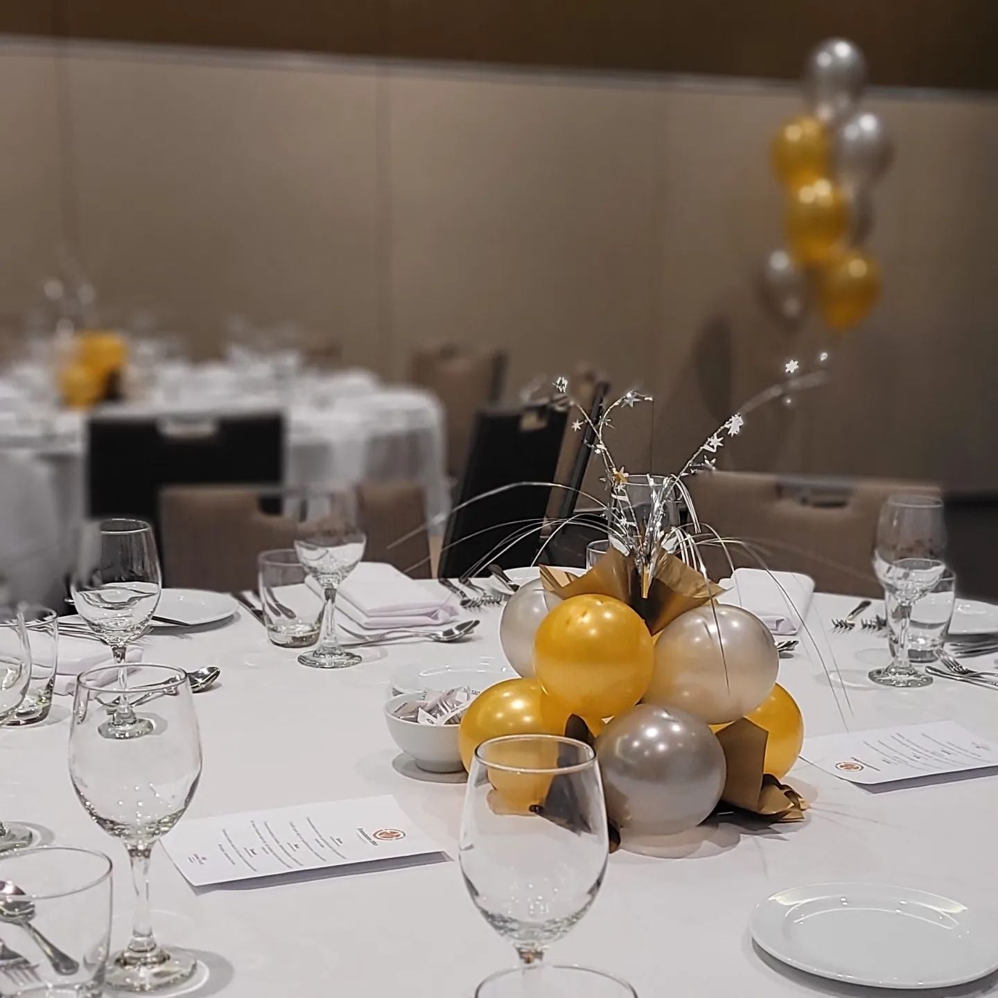 Spangle Centerpiece Balloon Worx